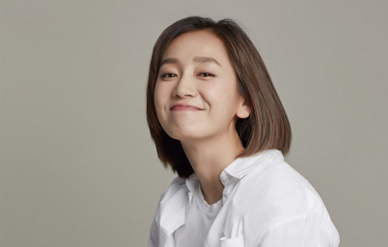 董晴代言費 女明星董晴平面代言費用多少錢(qián)