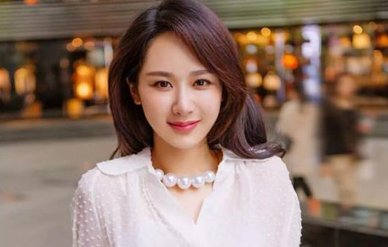 請楊紫代言費用多少錢(qián)