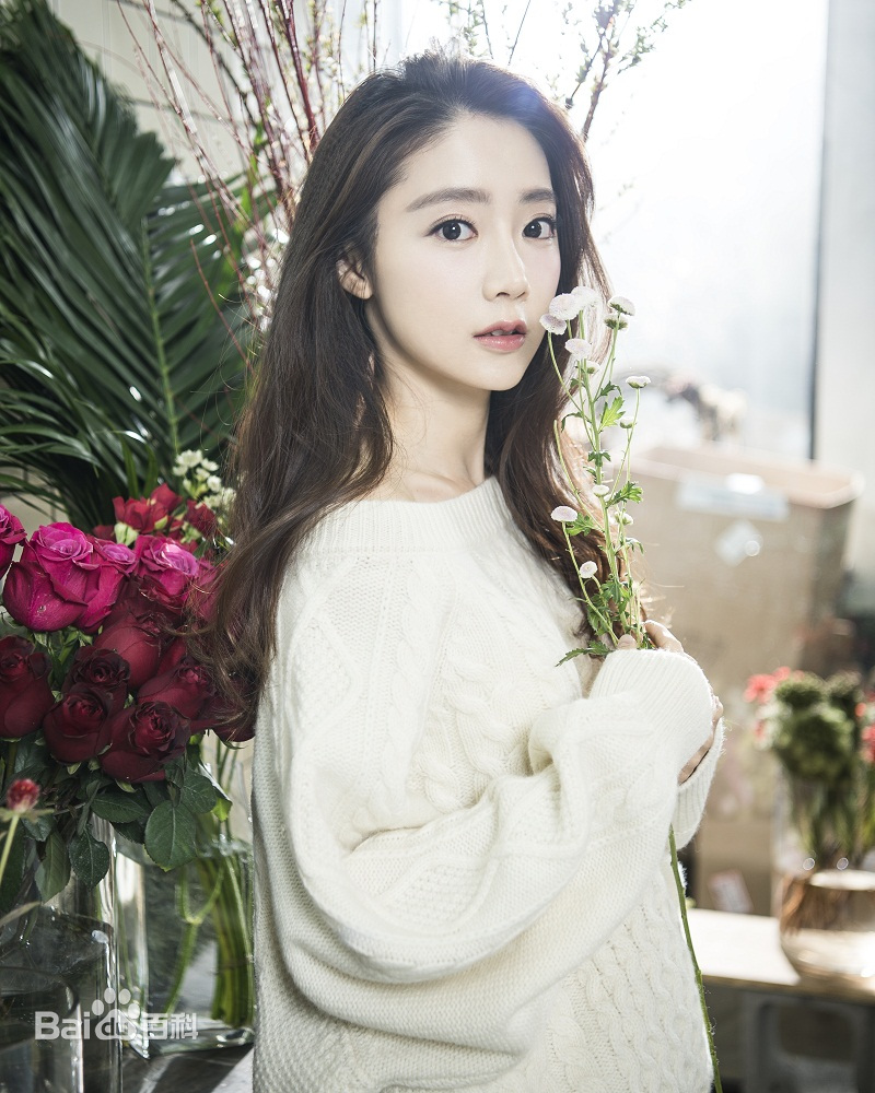 王萌黎 王萌黎圖片